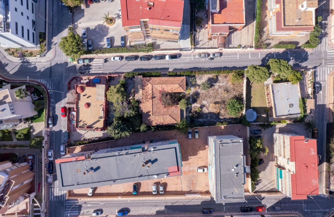 2 quarto Penthouse para venda em El Campello com piscina - 460 000 € (Ref: 10117160)