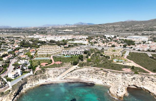 3 sovrum Hus till salu i El Campello med pool garage - 585 000 € (Ref: 10117161)