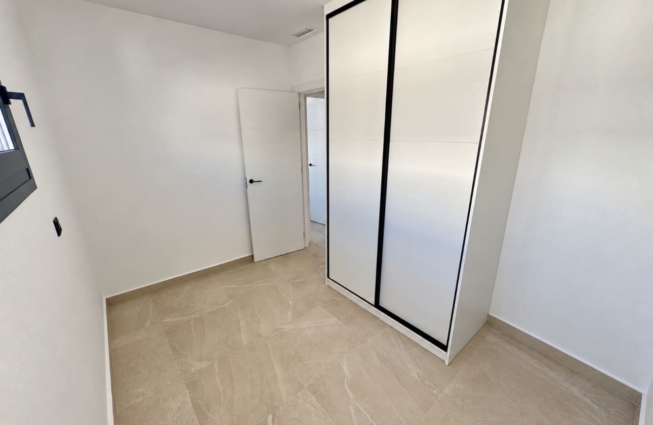 3 bedroom Villa for sale in Daya Nueva with pool garage - € 319,000 (Ref: 10117163)