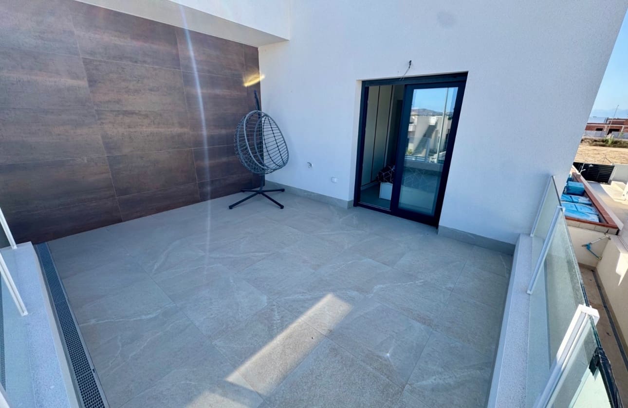 3 bedroom Villa for sale in Daya Nueva with pool garage - € 319,000 (Ref: 10117163)