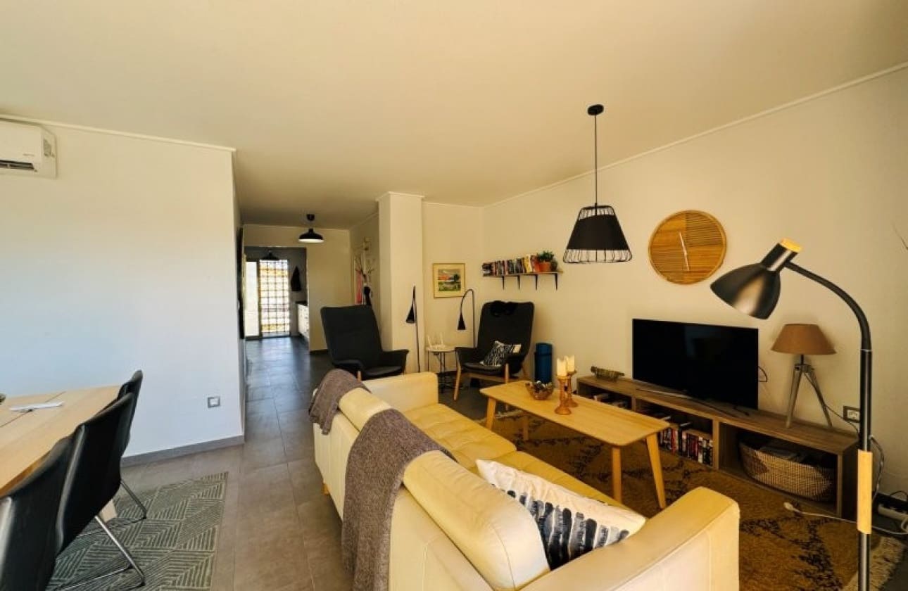 3 sypialnia Apartament przy plaży na sprzedaż w La Mata z garażem - 399 000 € (Ref: 10117170)