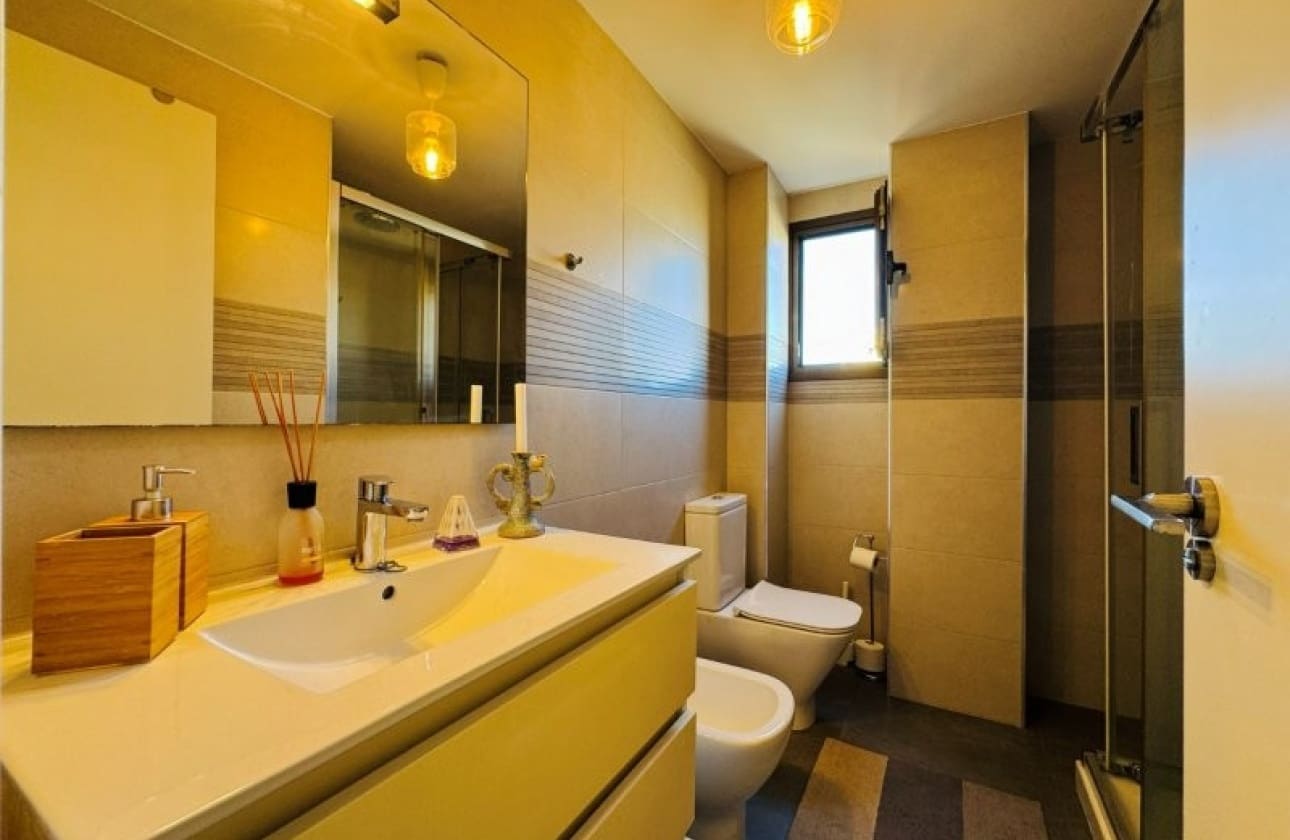 3 sypialnia Apartament przy plaży na sprzedaż w La Mata z garażem - 399 000 € (Ref: 10117170)