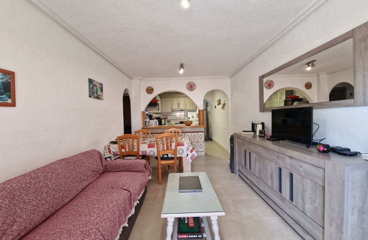 3 soveværelse Strandlejlighed til salg i Guardamar del Segura - € 199.000 (Ref: 10117174)