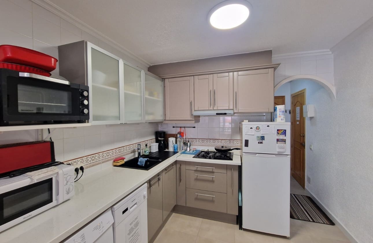 3 soveværelse Strandlejlighed til salg i Guardamar del Segura - € 199.000 (Ref: 10117174)
