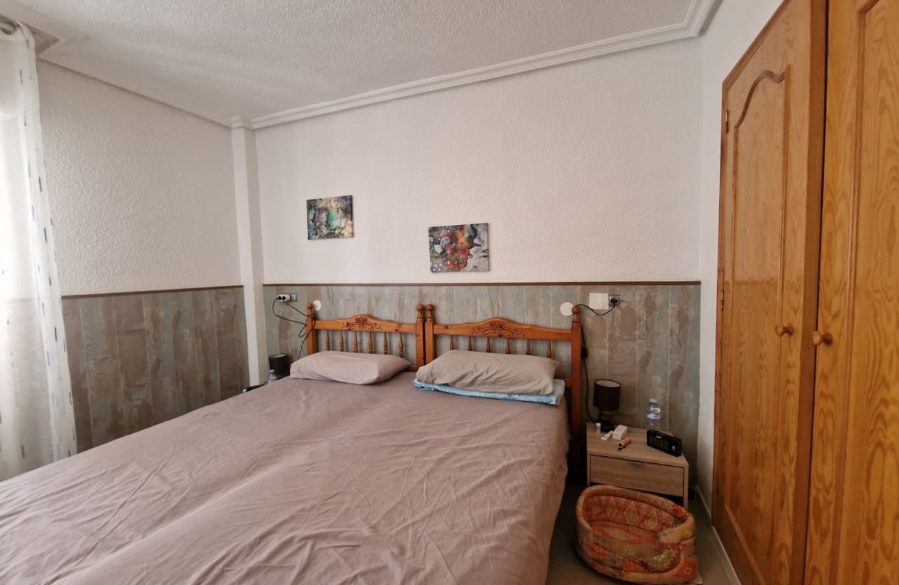 3 soveværelse Strandlejlighed til salg i Guardamar del Segura - € 199.000 (Ref: 10117174)