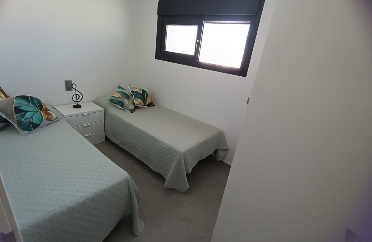 3 bedroom Villa for sale in Daya Nueva with pool garage - € 350,000 (Ref: 10134924)