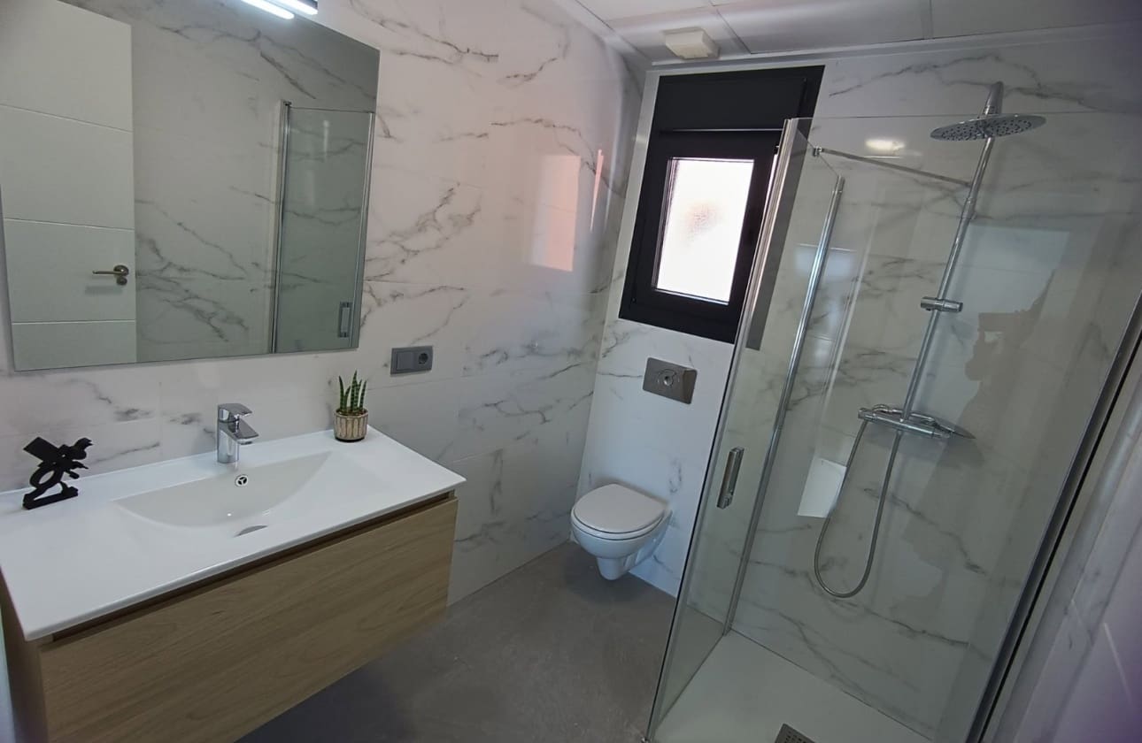 3 bedroom Villa for sale in Daya Nueva with pool garage - € 350,000 (Ref: 10134924)
