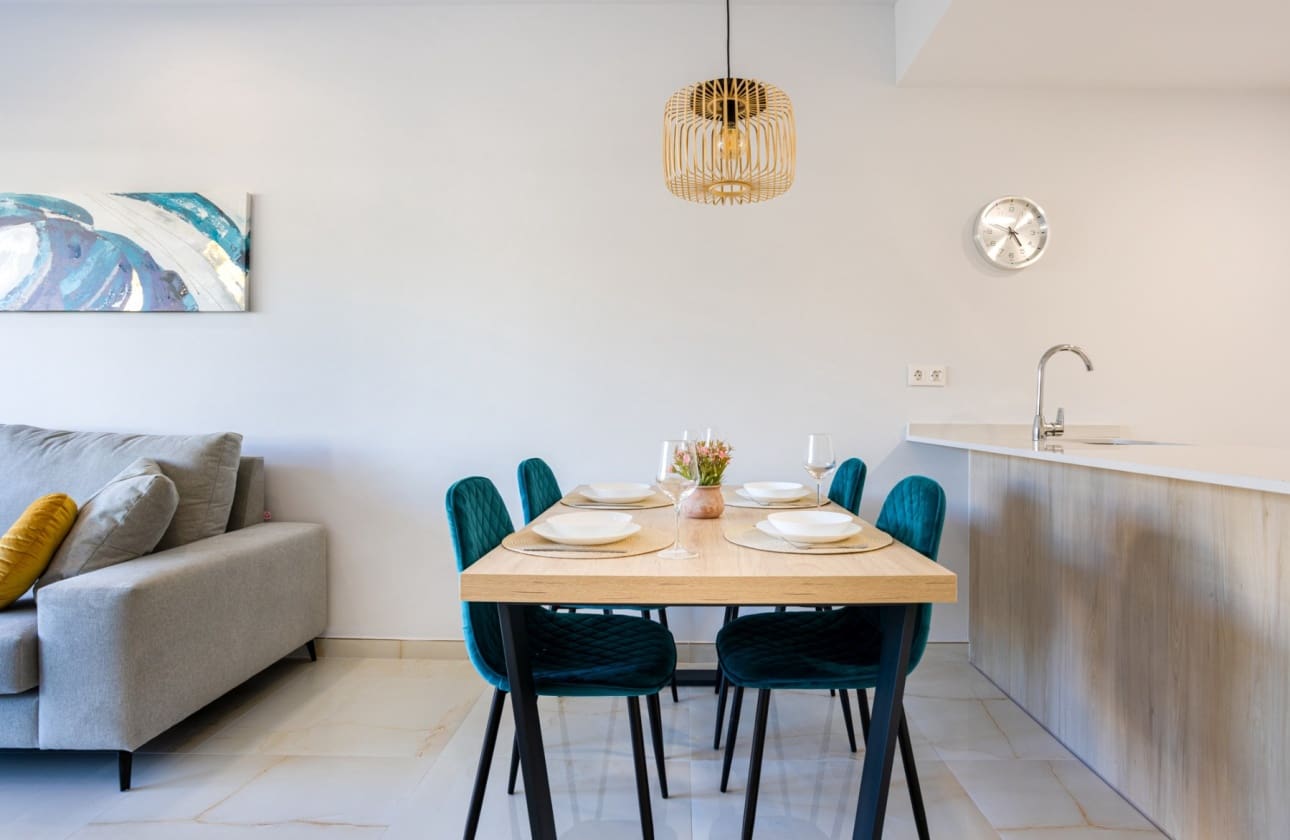 2 soverom Leilighet til salgs i Los Altos med svømmebasseng garasje - € 279 000 (Ref: 10134927)