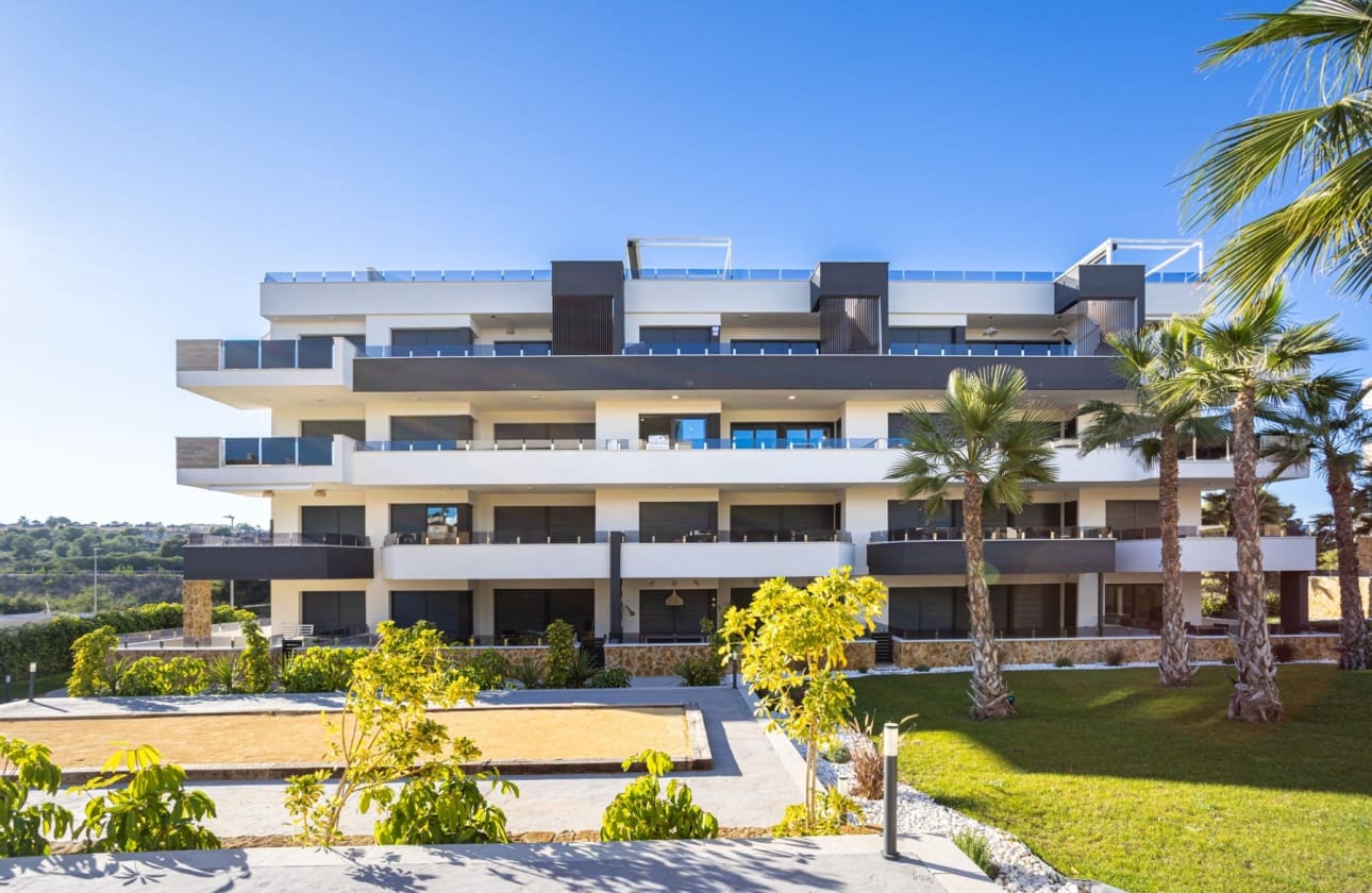 2 soverom Leilighet til salgs i Los Altos med svømmebasseng garasje - € 279 000 (Ref: 10134927)