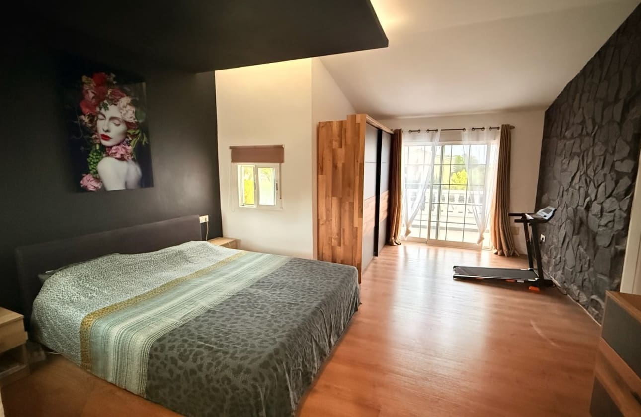 5 chambre Villa/Maison à vendre à Ciudad Quesada avec piscine garage - 849 000 € (Ref: 10155924)