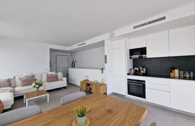 Chalet de 4 habitaciones en Los Secanos, Guardamar del Segura en venta con piscina garaje - 570.000 € (Ref: 10160331)