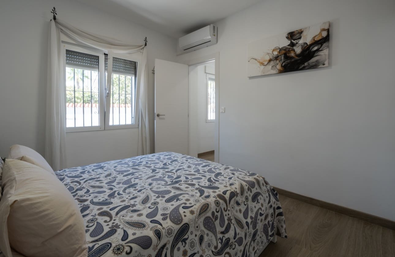 3 soverom Villa til salgs i Ciudad Quesada med svømmebasseng garasje - € 595 000 (Ref: 10160649)