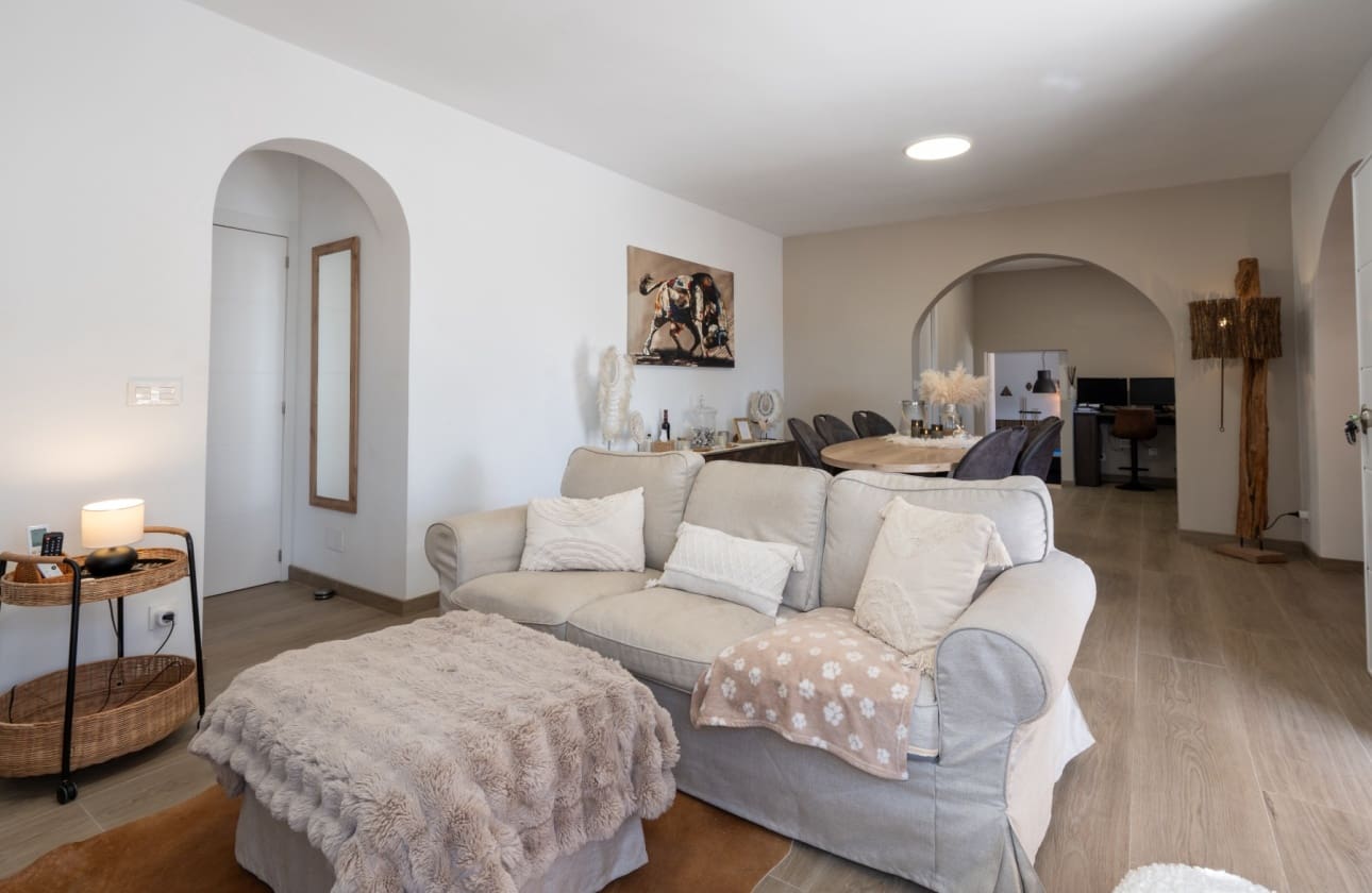 3 soverom Villa til salgs i Ciudad Quesada med svømmebasseng garasje - € 595 000 (Ref: 10160649)