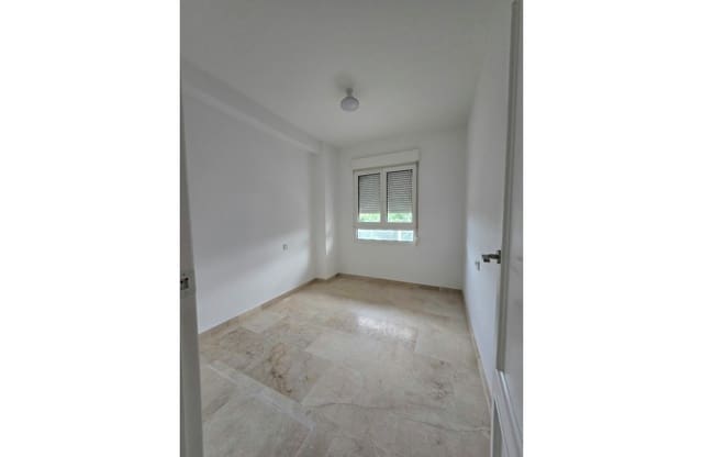 2 soveværelse Strandlejlighed til salg i Dehesa de Campoamor, Orihuela med swimmingpool - € 190.000 (Ref: 10180998)