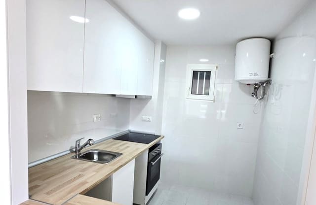 2 soveværelse Strandlejlighed til salg i Dehesa de Campoamor, Orihuela med swimmingpool - € 190.000 (Ref: 10180998)