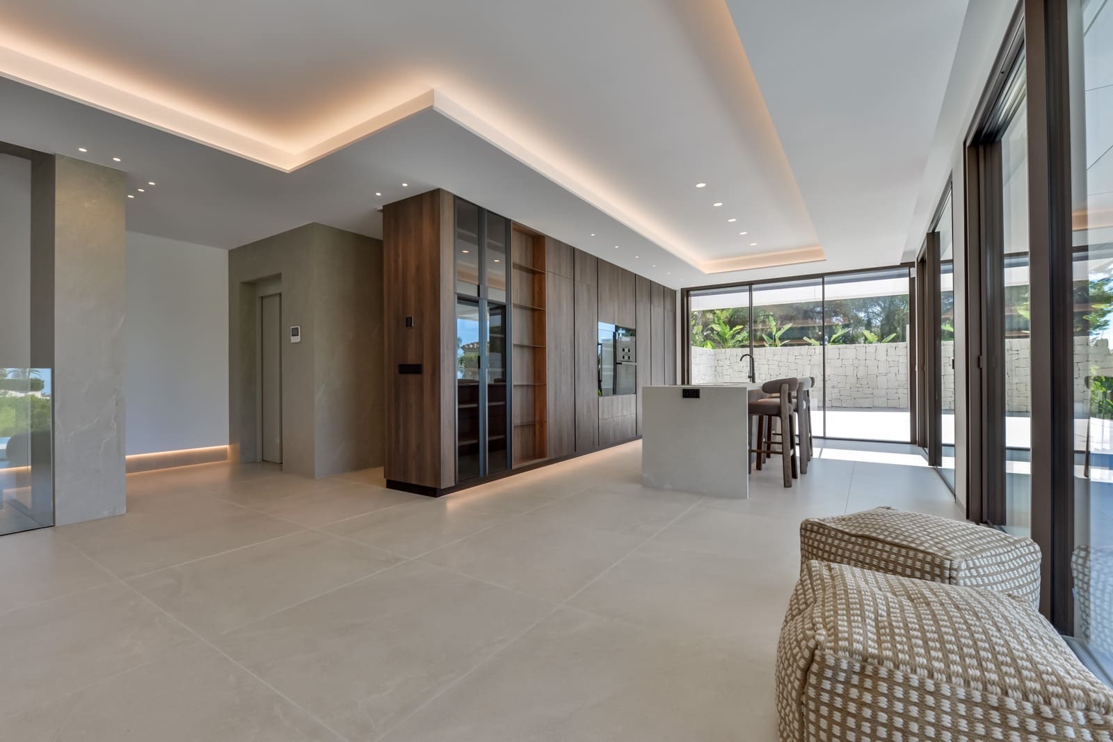 4 bedroom Villa for sale in Altea - € 2,795,000 (Ref: 9456735)