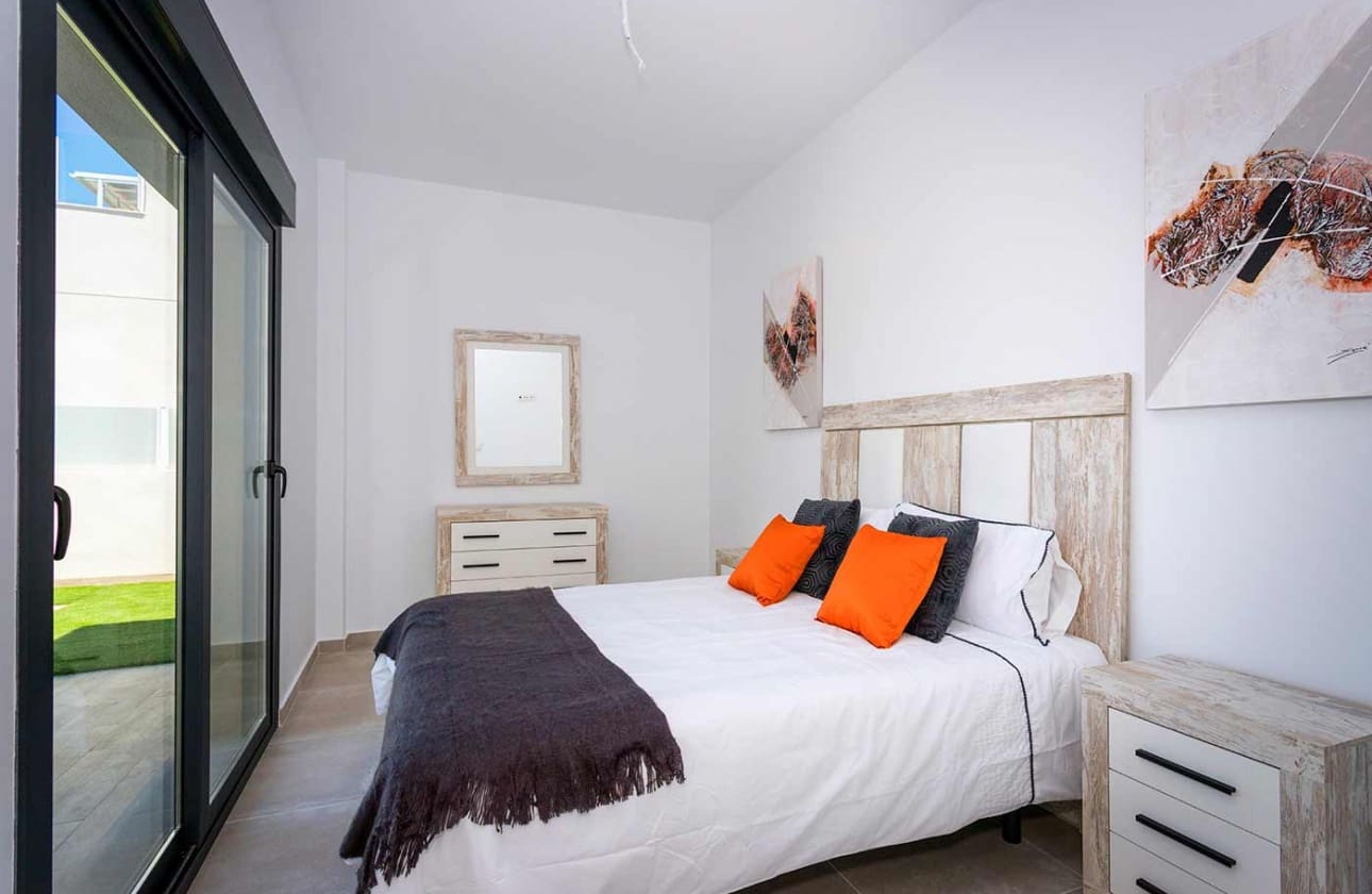 3 soveværelse Villa til salg i Daya Nueva - € 365.000 (Ref: 9456788)