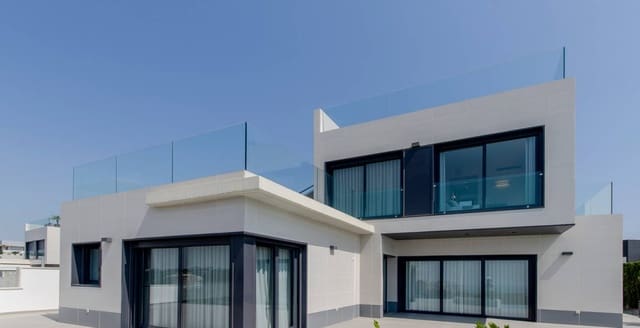 3 soverom Villa til salgs i Dehesa de Campoamor, Orihuela - € 1 195 000 (Ref: 9456838)