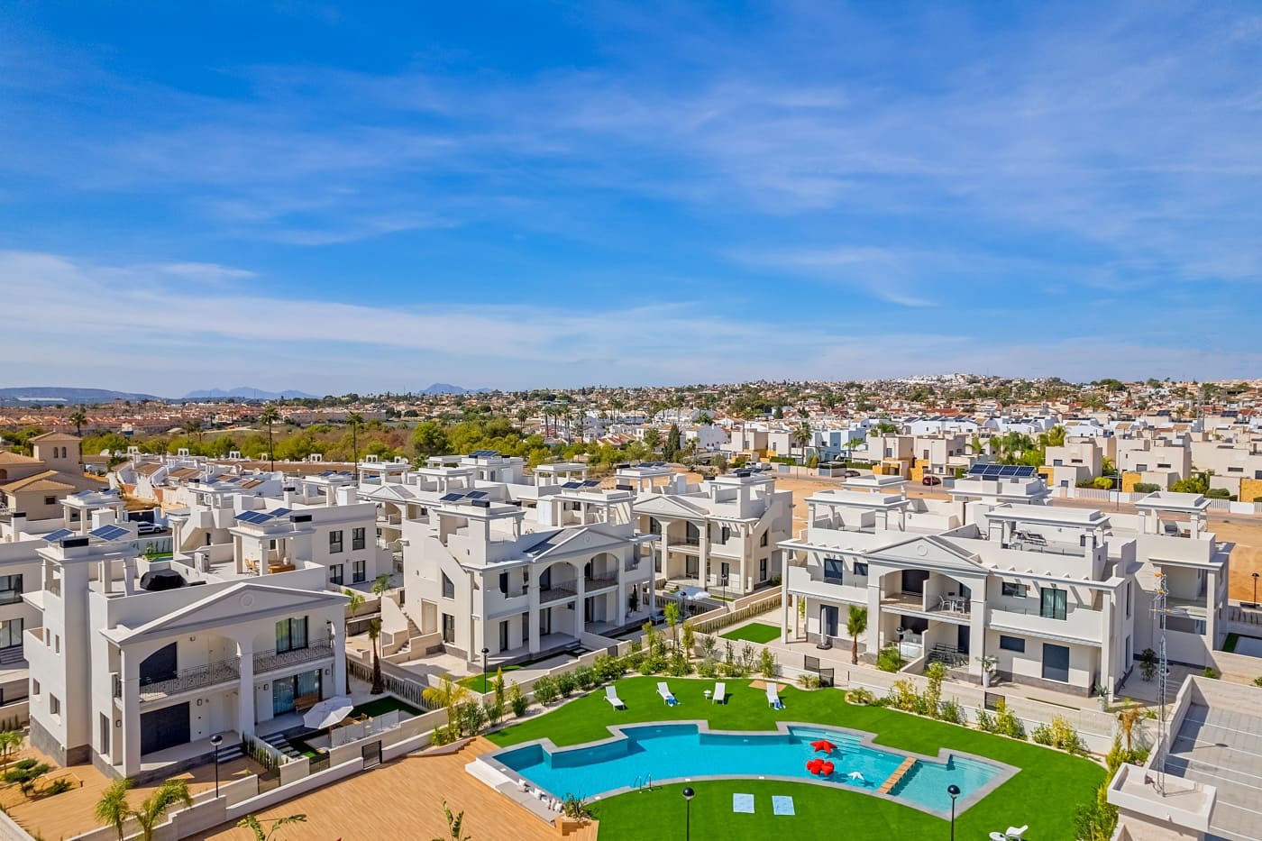 3 bedroom Apartment for sale in Rojales with pool - € 380,540 (Ref: 9456850)