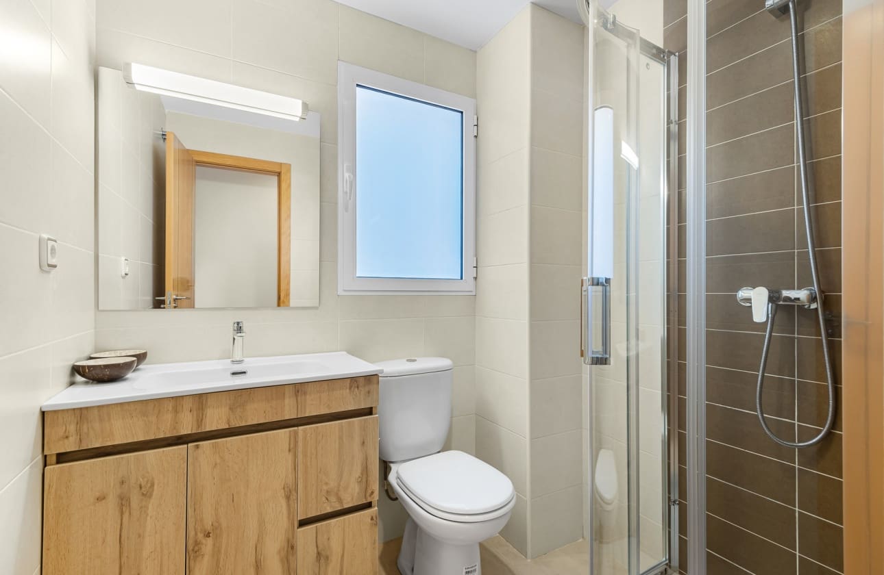 2 bedroom Apartment for sale in Orihuela Costa with pool - € 179,500 (Ref: 9456857)