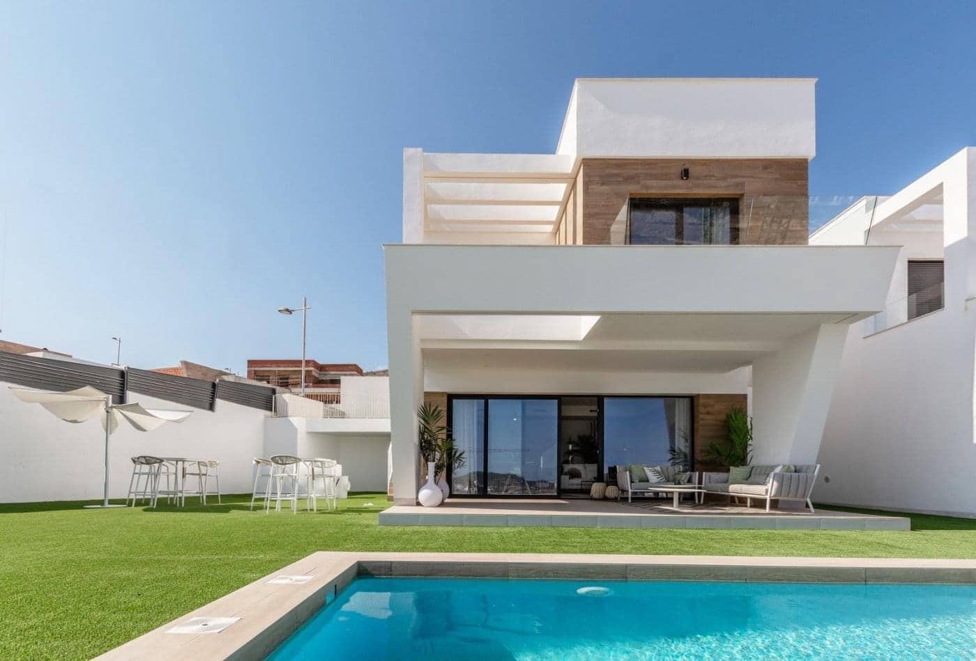 5 bedroom Villa for sale in Finestrat - € 875,000 (Ref: 9457160)