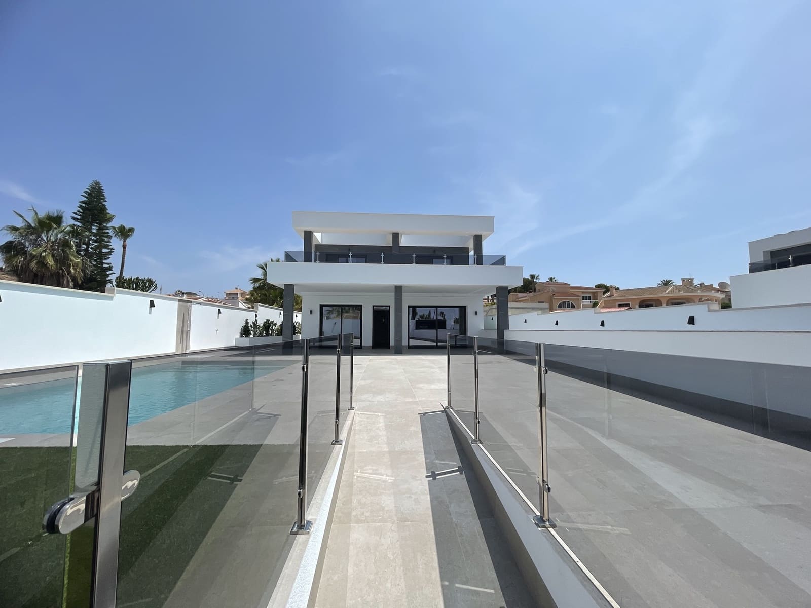 3 bedroom Villa for sale in Ciudad Quesada - € 799,900 (Ref: 9457222)