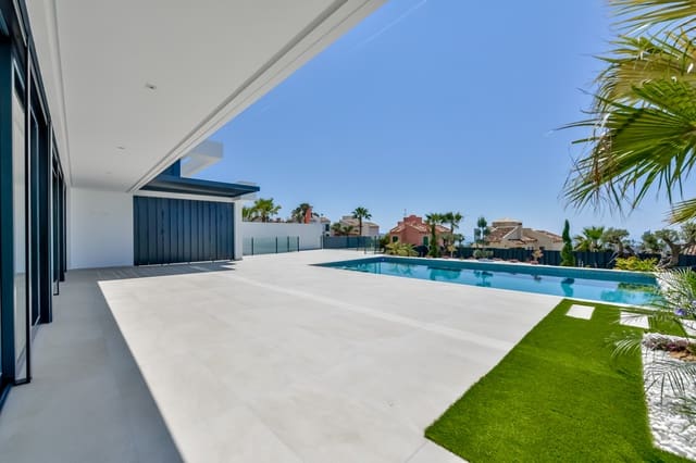 8 bedroom Villa for sale in Finestrat Pueblo, Finestrat - € 4,450,000 (Ref: 9457551)