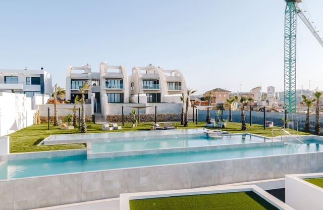 4 camera da letto Bungalow in vendita in Ciudad Quesada, Rojales con piscina - 599.000 € (Rif: 9457568)