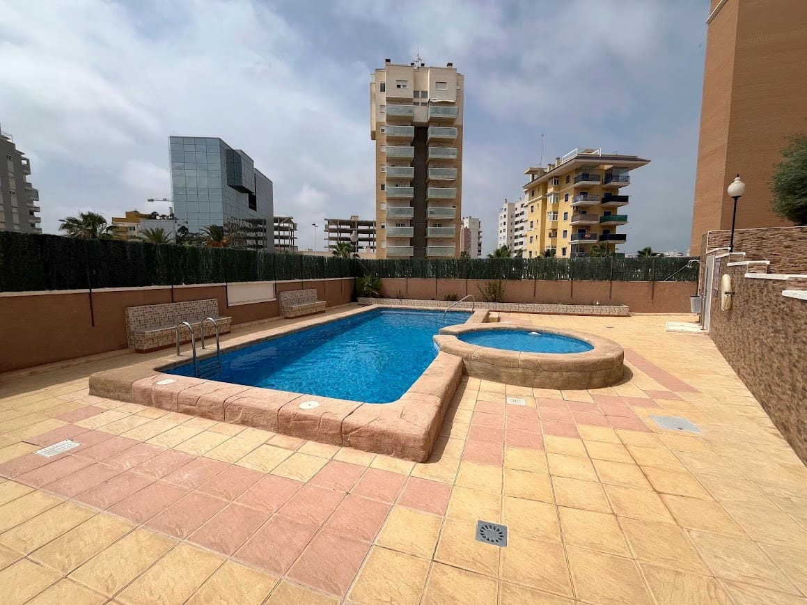 2 bedroom Apartment for sale in Guardamar del Segura with pool garage - € 184,500 (Ref: 9459828)