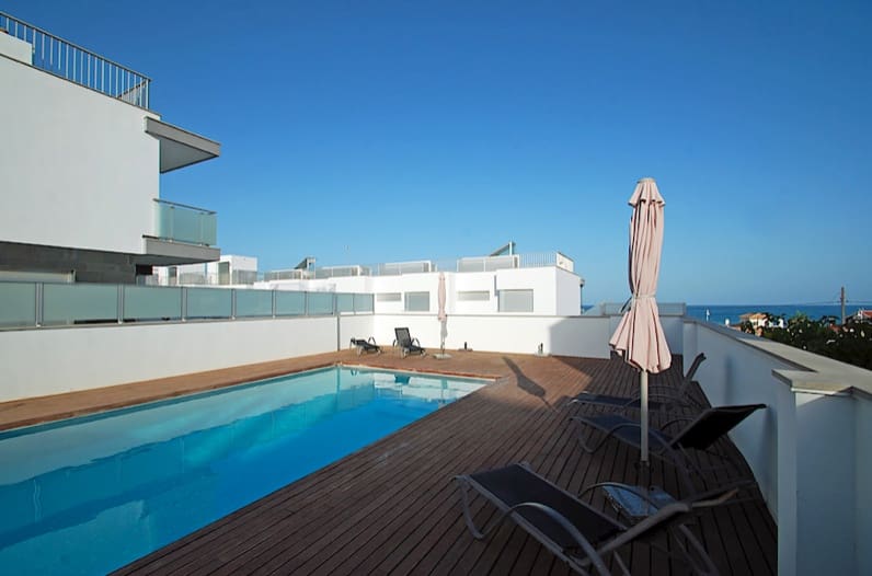 4 soveværelse Byhus til salg i Guardamar del Segura med swimmingpool garage - € 595.000 (Ref: 9461156)