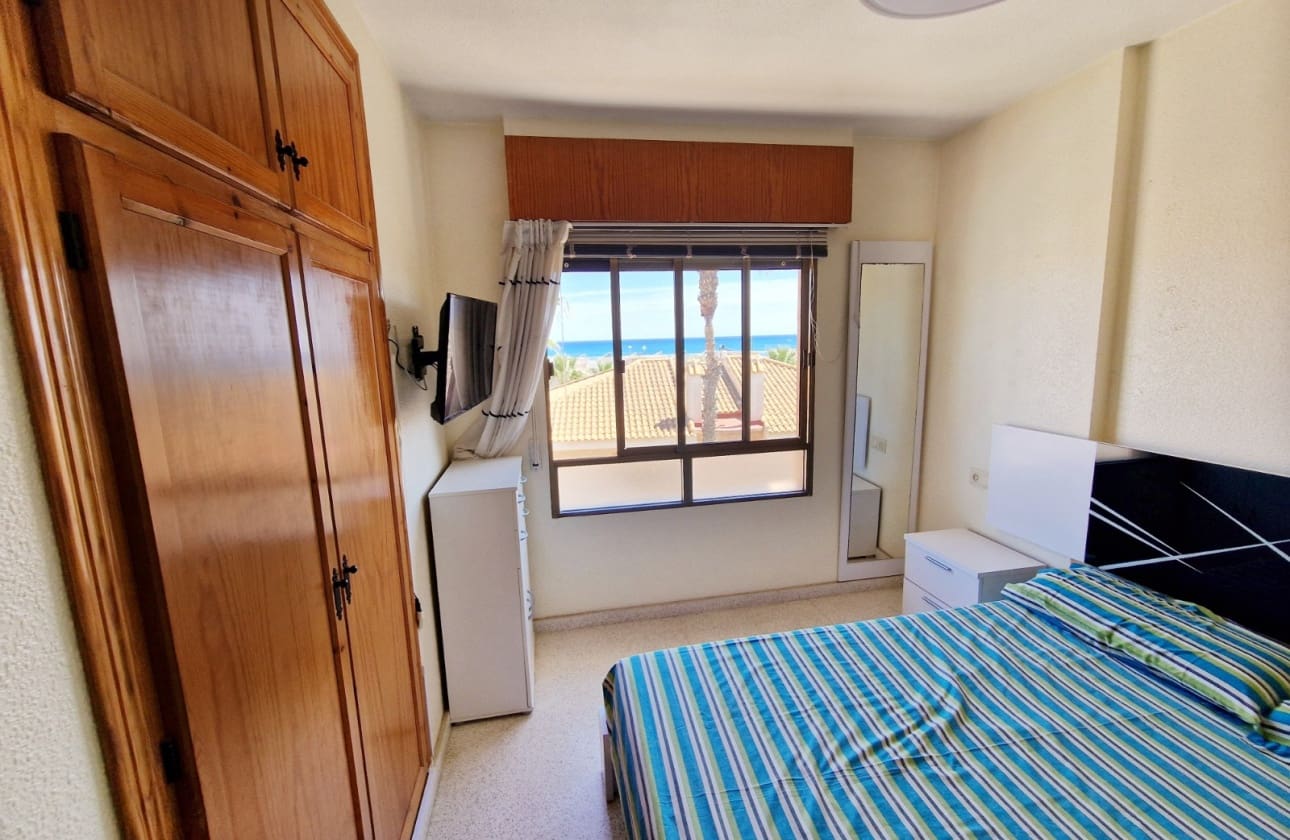 3 soveværelse Lejlighed til salg i Guardamar del Segura med swimmingpool - € 280.000 (Ref: 9461164)