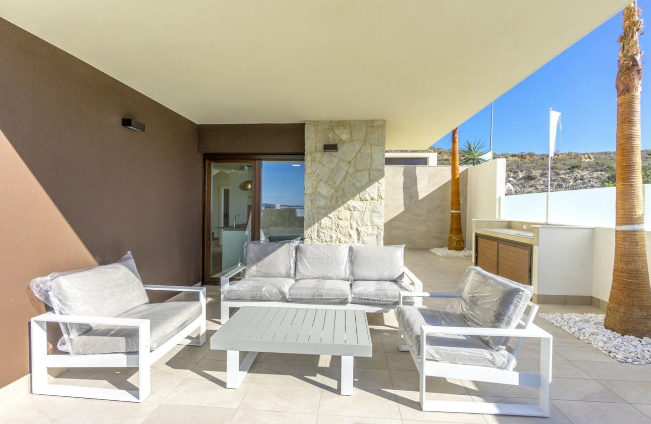 3 soveværelse Villa til salg i Ciudad Quesada med swimmingpool - € 649.000 (Ref: 9461448)