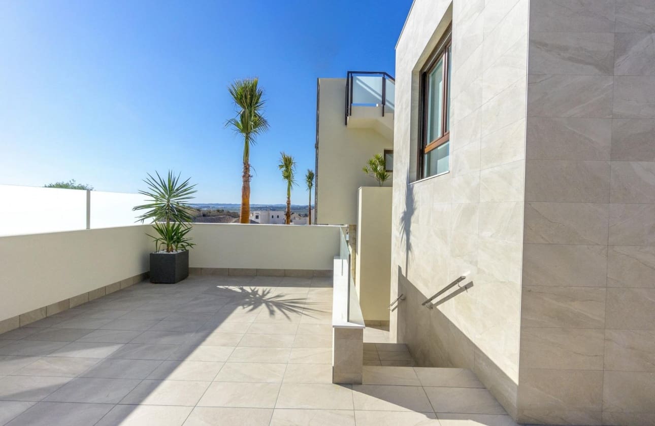 3 soveværelse Villa til salg i Ciudad Quesada med swimmingpool - € 649.000 (Ref: 9461448)