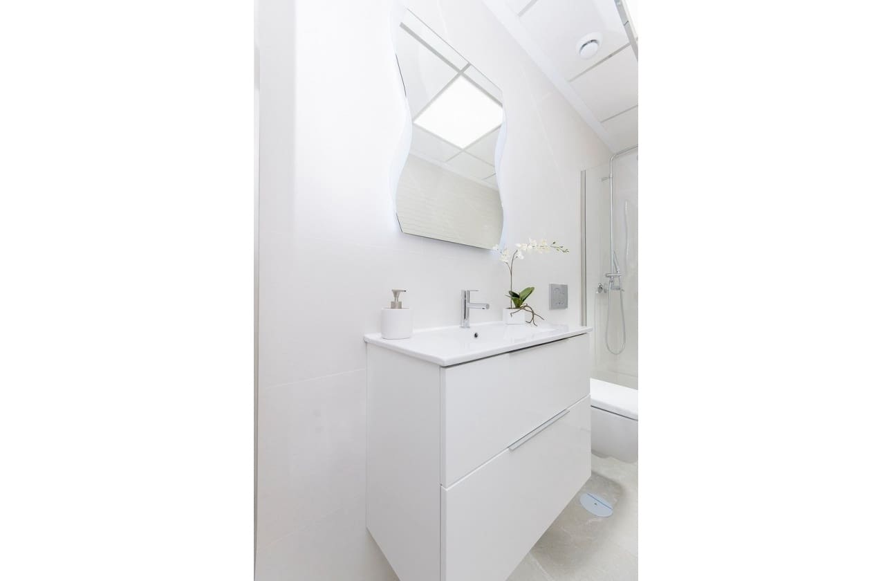 3 slaapkamer Bungalow te koop in San Miguel de Salinas met zwembad - € 415.000 (Ref: 9461495)