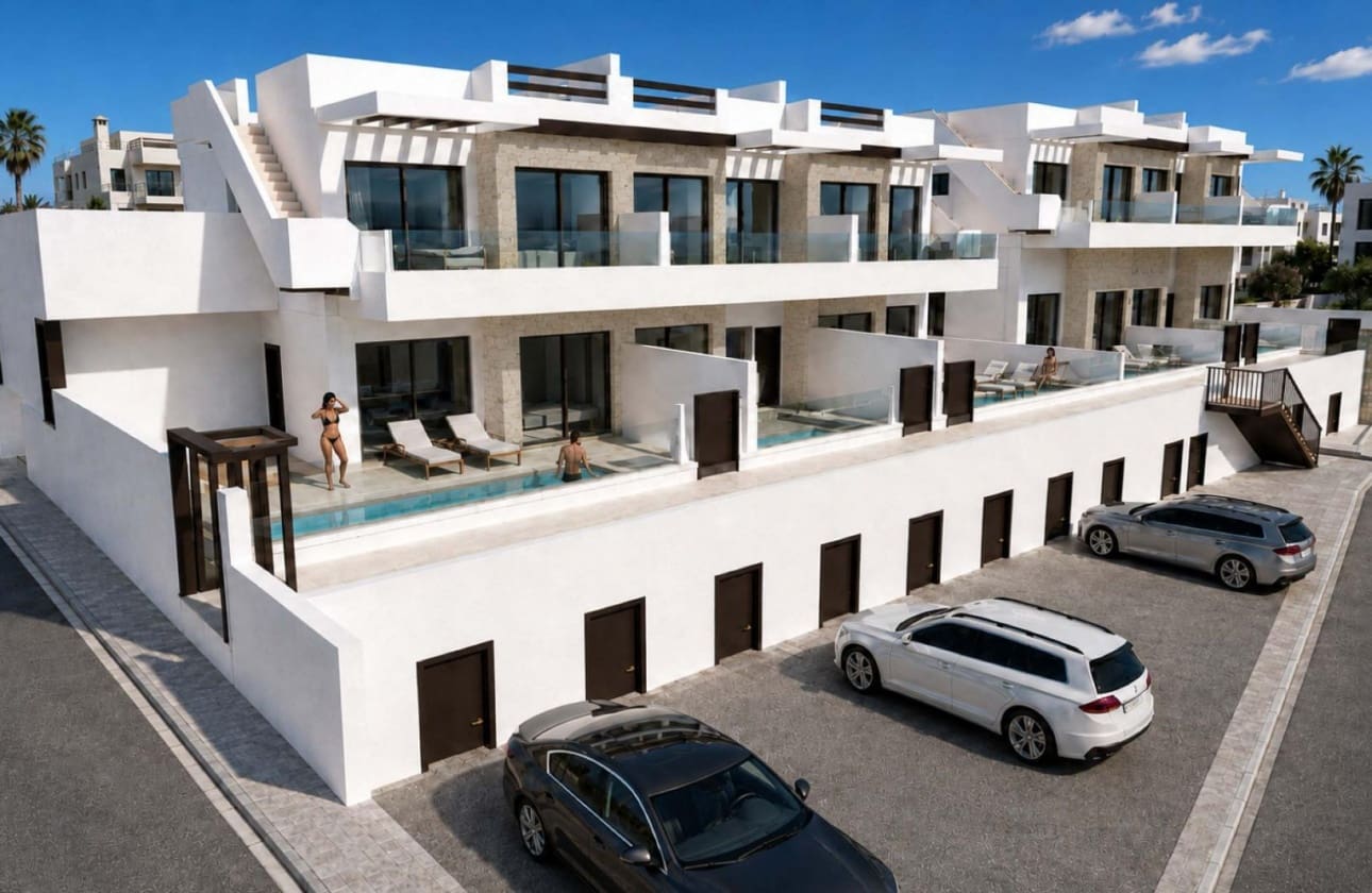 2 bedroom Bungalow for sale in San Miguel de Salinas with pool - € 399,000 (Ref: 9461495)