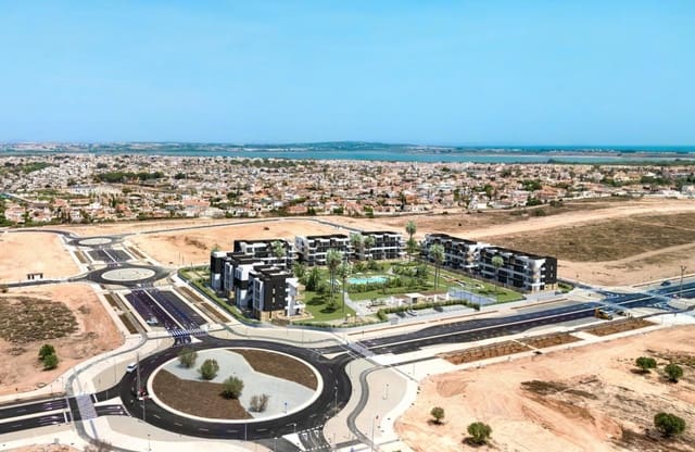 2 bedroom Penthouse for sale in La Siesta, Torrevieja with pool - € 334,000 (Ref: 9461625)