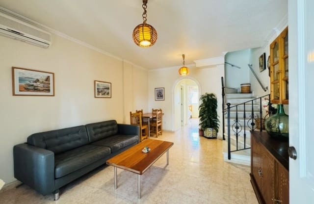 3 chambre Maison de Ville à vendre à Aguas Nuevas, Torrevieja avec piscine - 189 000 € (Ref: 9461698)