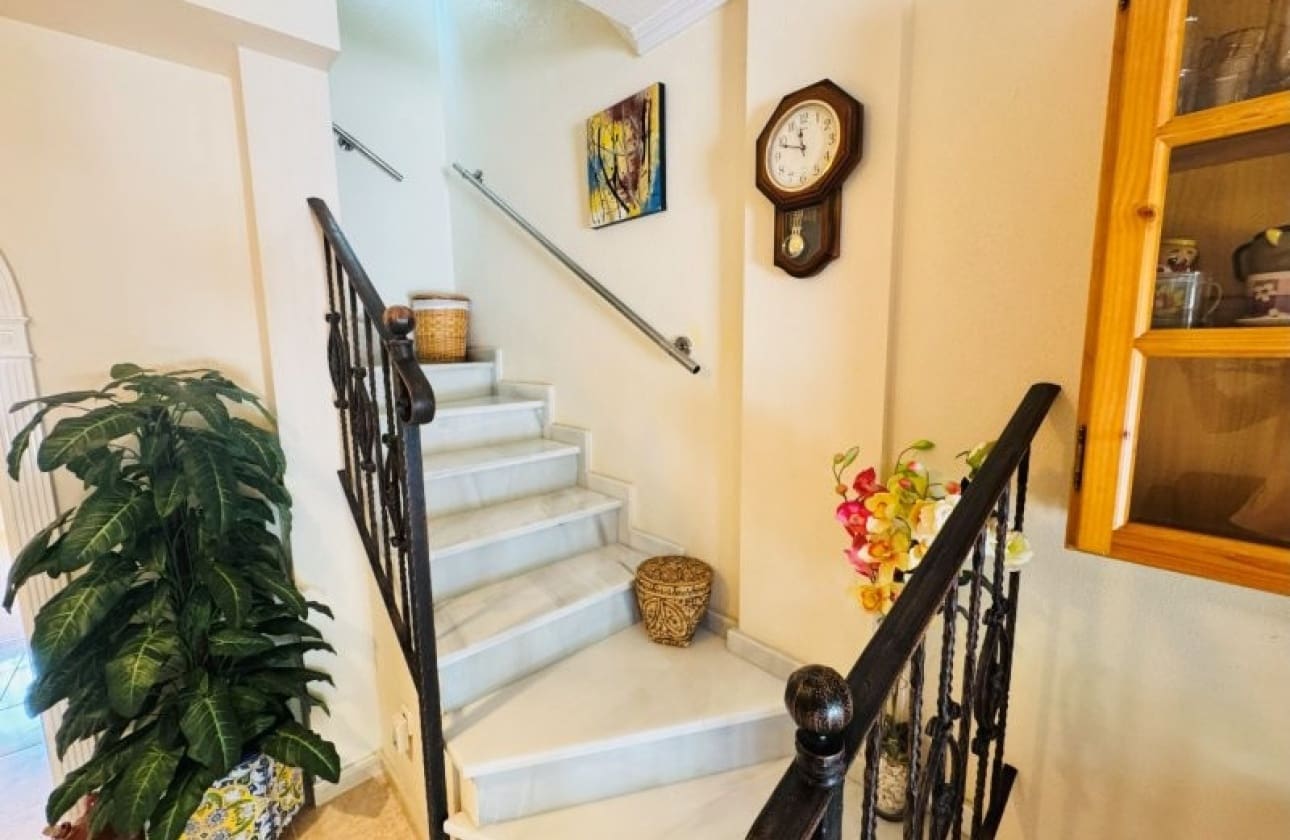 3 chambre Maison de Ville à vendre à Aguas Nuevas avec piscine - 189 000 € (Ref: 9461698)