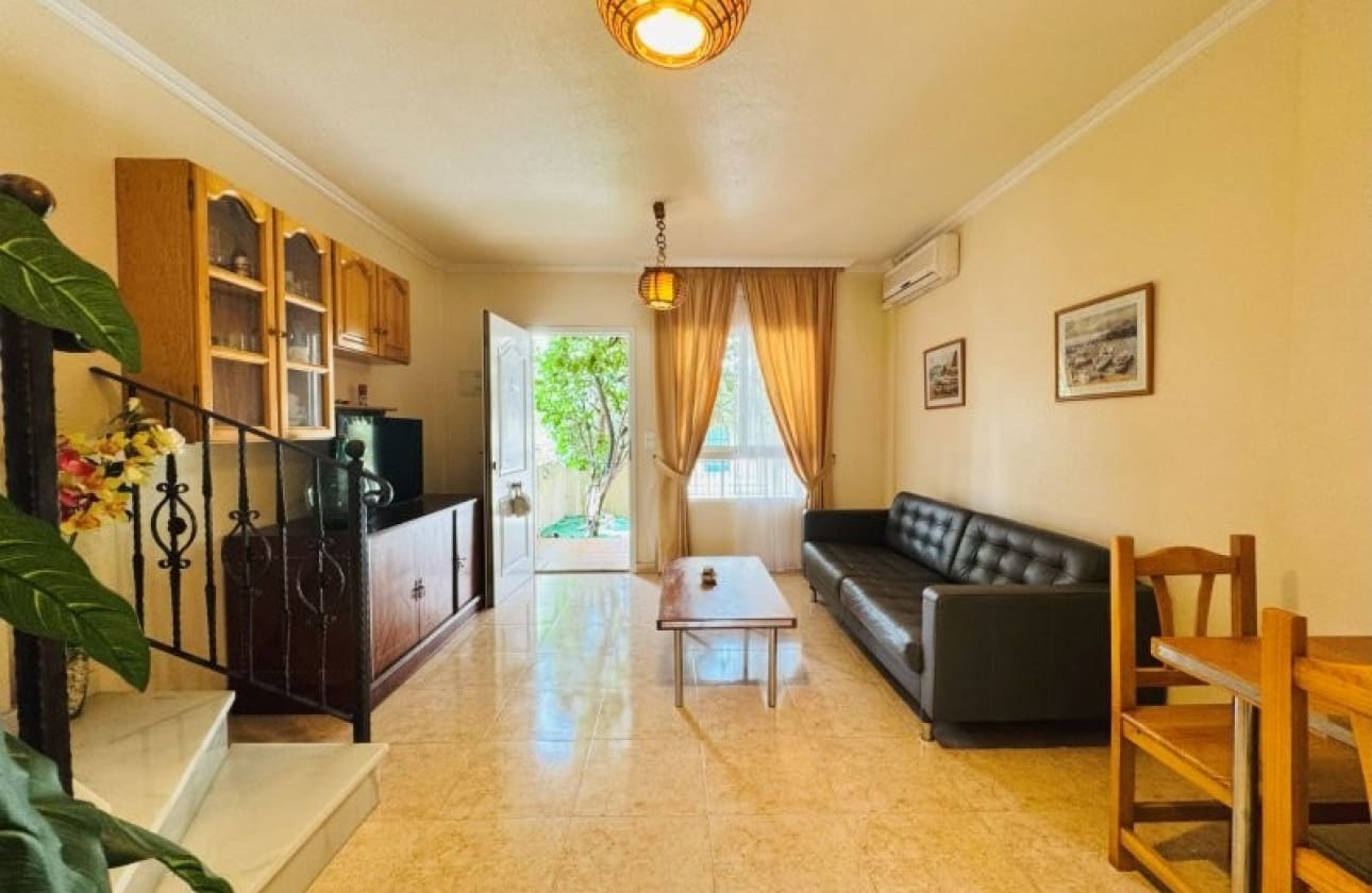 3 chambre Maison de Ville à vendre à Aguas Nuevas avec piscine - 189 000 € (Ref: 9461698)