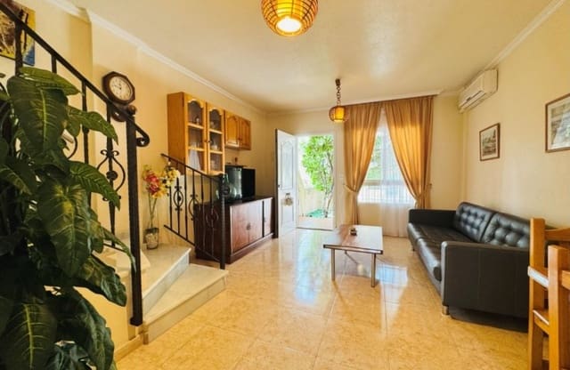 3 chambre Maison de Ville à vendre à Aguas Nuevas, Torrevieja avec piscine - 189 000 € (Ref: 9461698)