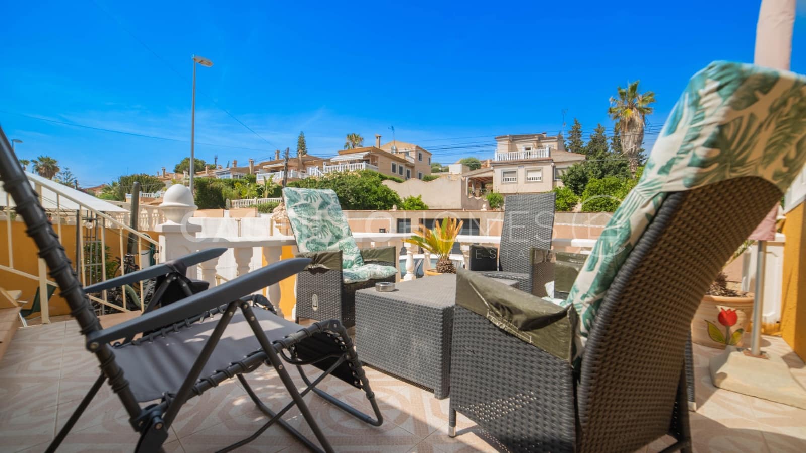 Casa de 4 habitaciones en Los Balcones en venta con piscina - 290.000 € (Ref: 9461735)