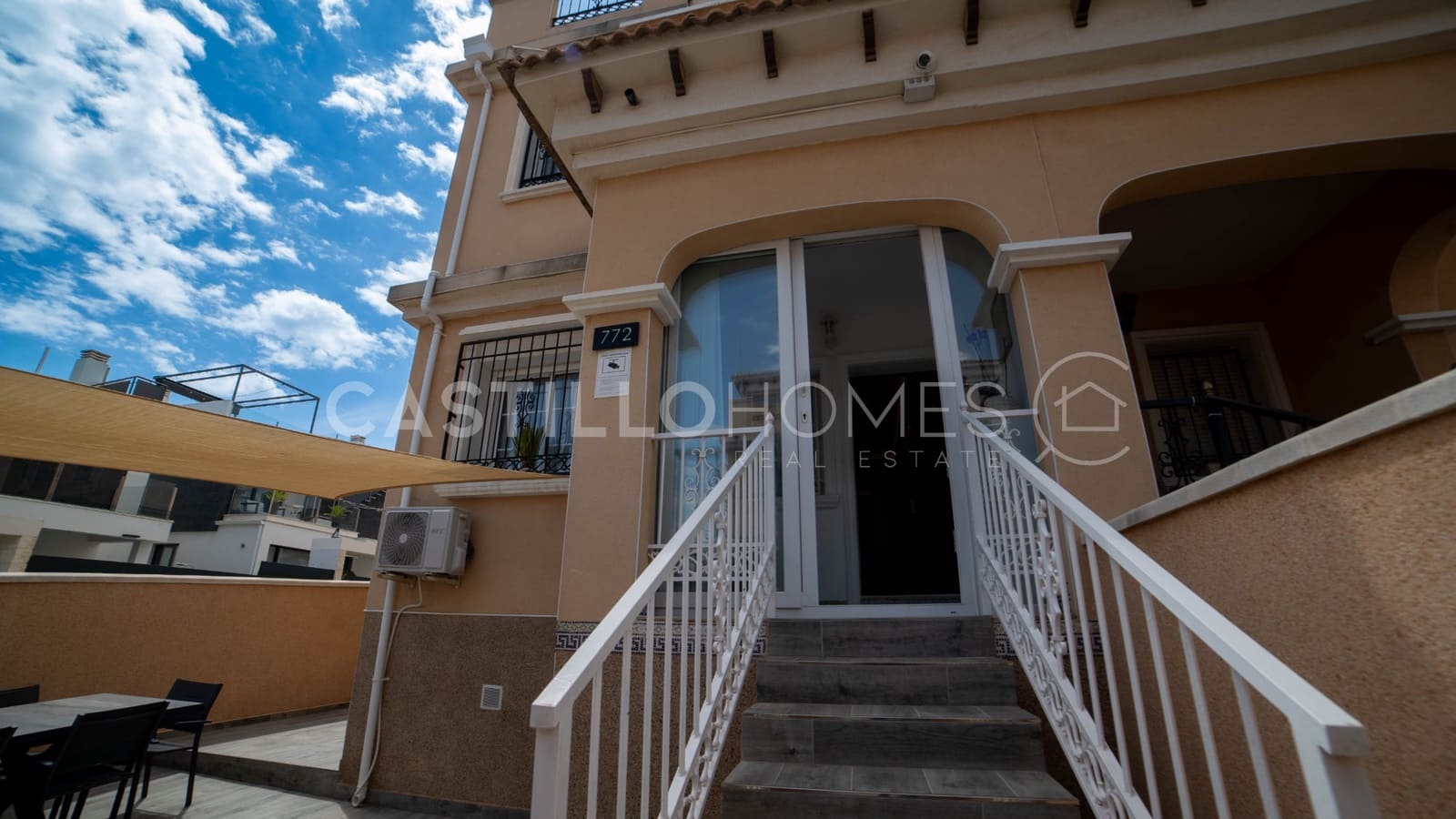 3 sovrum Hus till salu i Villamartin med pool - 259 000 € (Ref: 9461744)