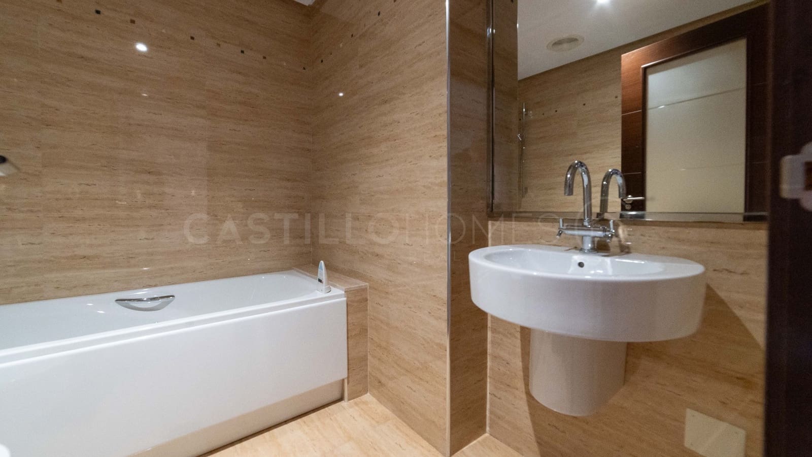 3 soverom Penthouse til salgs i Torrevieja - € 899 000 (Ref: 9461759)