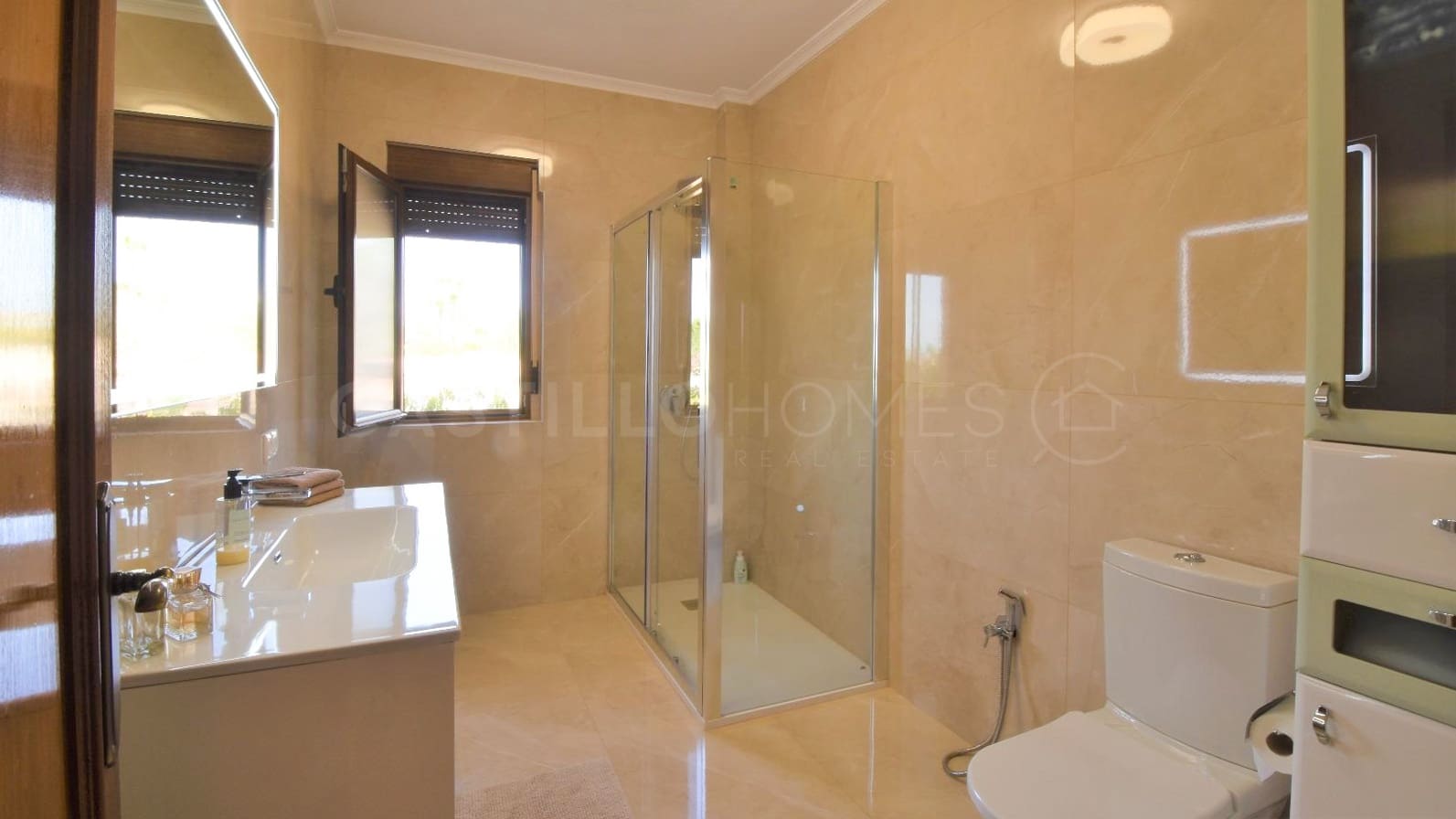 5 bedroom Villa for sale in Ciudad Quesada with pool - € 690,000 (Ref: 9461761)