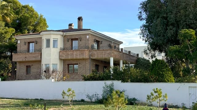 5 bedroom Villa for sale in Ciudad Quesada, Rojales with pool - € 690,000 (Ref: 9461761)