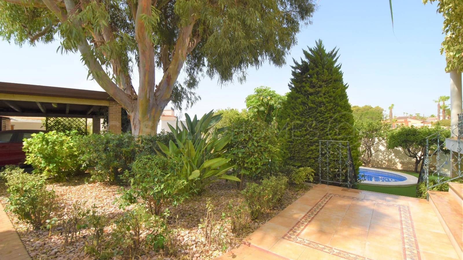 5 bedroom Villa for sale in Ciudad Quesada with pool - € 690,000 (Ref: 9461761)