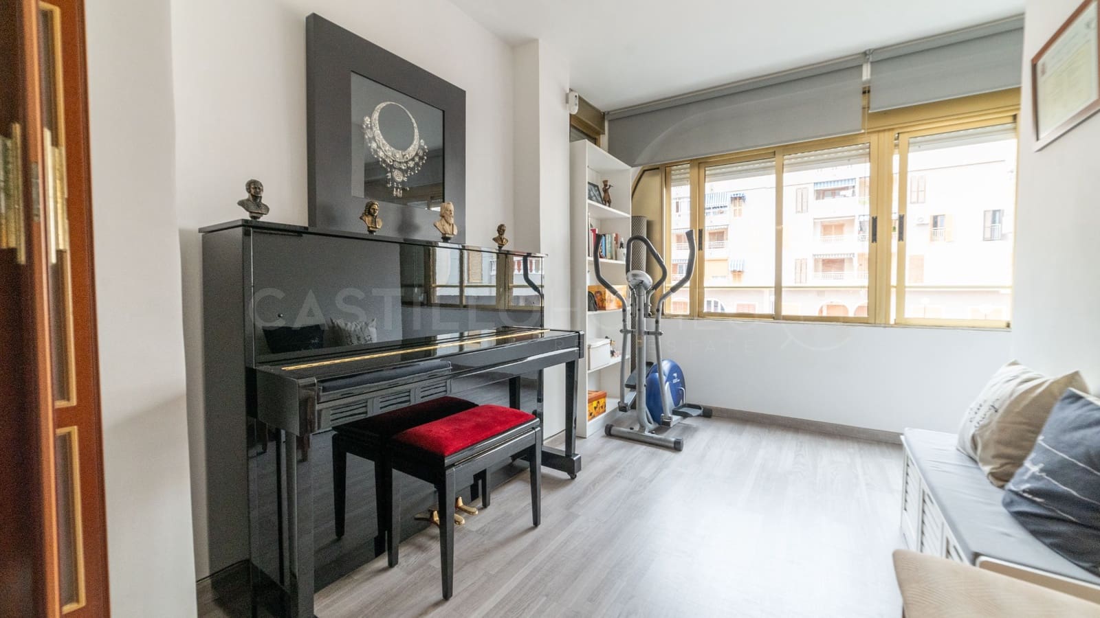 3 sovrum Lägenhet till salu i Torrevieja med garage - 165 000 € (Ref: 9461764)