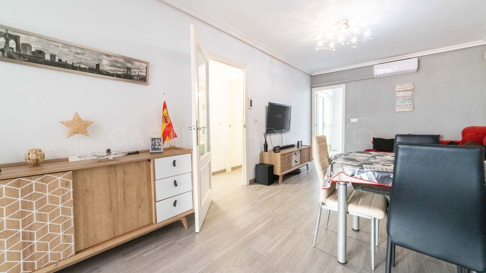 3 sovrum Lägenhet till salu i Torrevieja med garage - 165 000 € (Ref: 9461764)