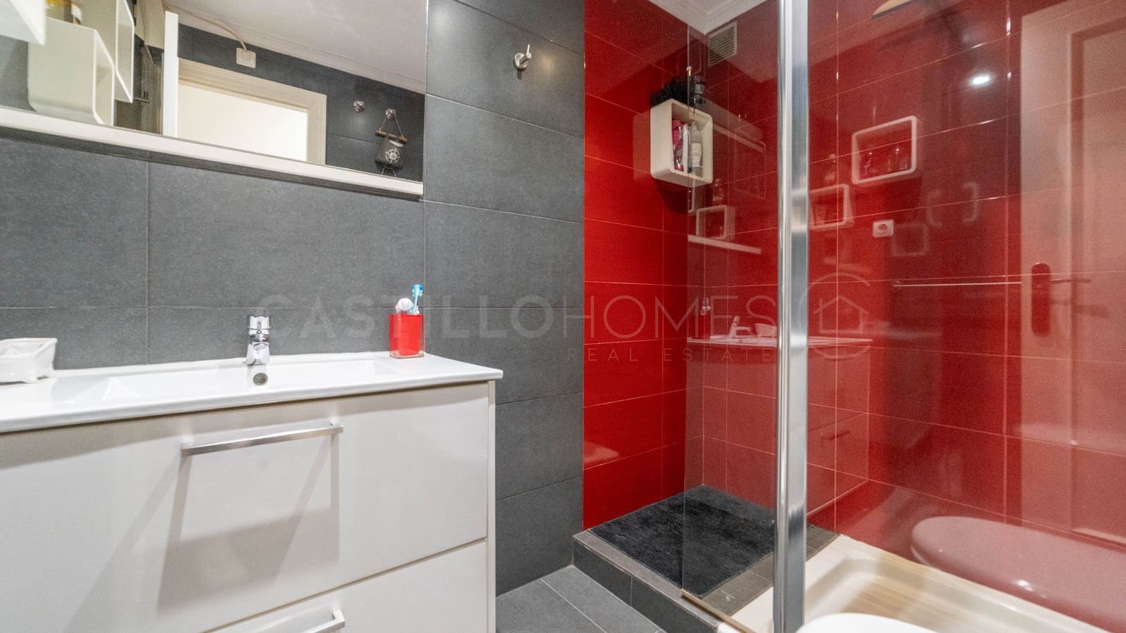 3 sovrum Lägenhet till salu i Torrevieja med garage - 165 000 € (Ref: 9461764)