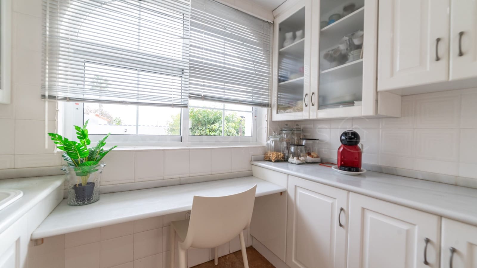 4 chambre Villa/Maison à vendre à Torrevieja avec piscine garage - 890 000 € (Ref: 9461768)